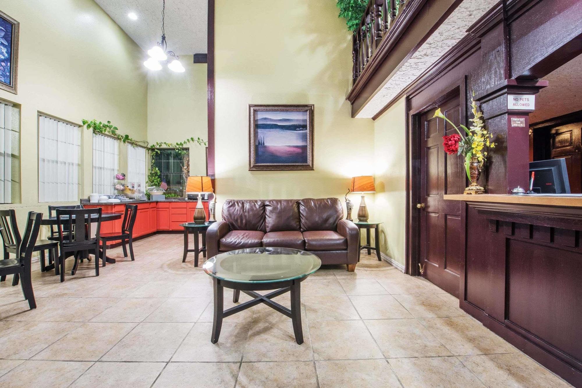 Howard Johnson By Wyndham San Marcos Luaran gambar